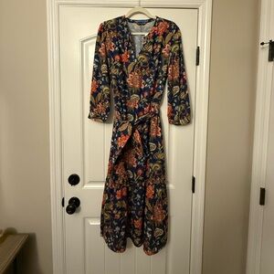 Perfect for Fall! J. McLaughlin Floral Long Sleeve Dress